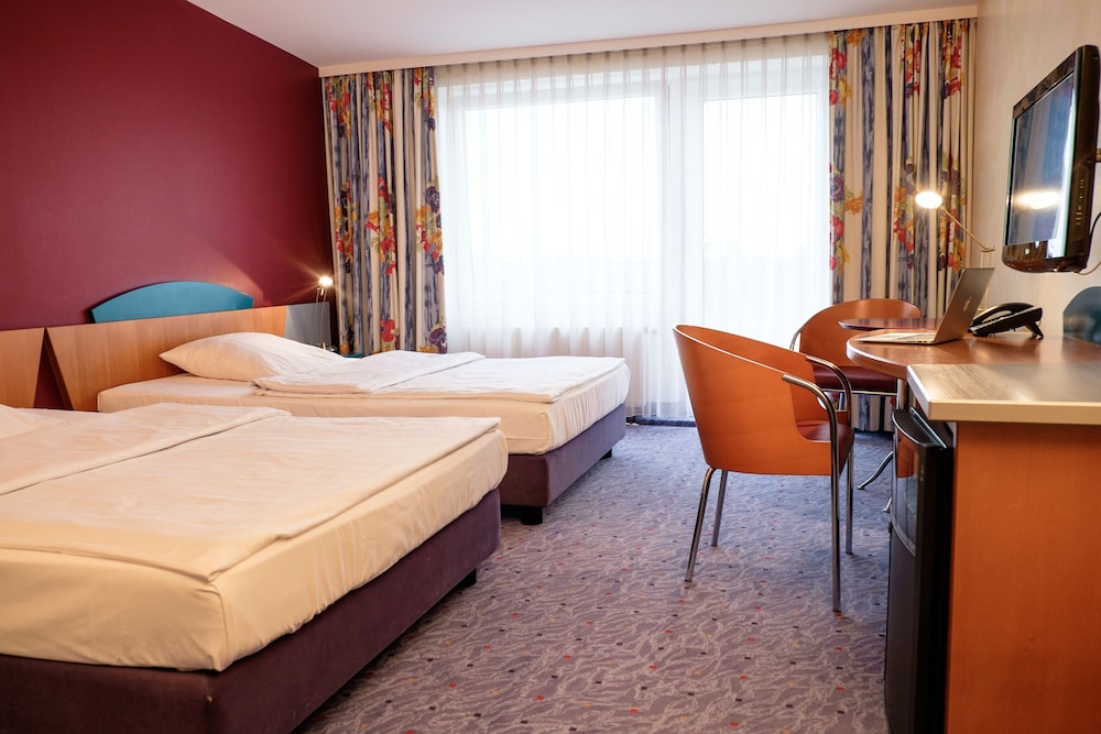 Deluxe Twin Room - Photo 1