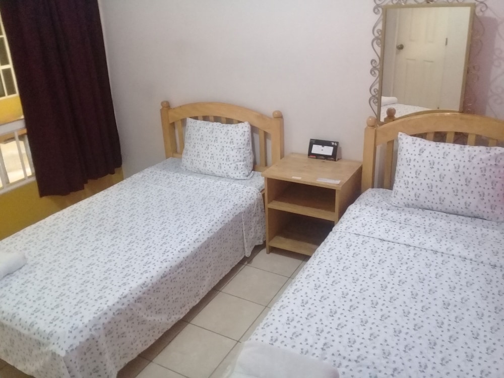 Twin Room, Air Conditioning , 2 Single Beds photo 2