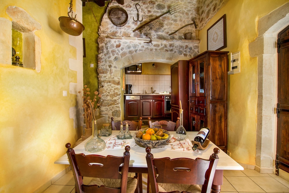 Traditional House (Faskomilla) photo 1
