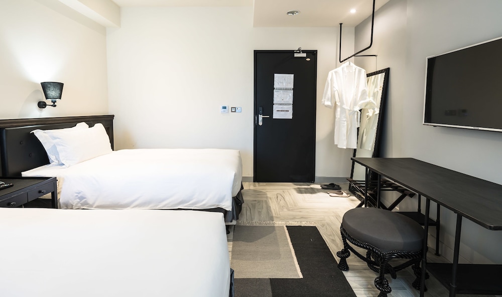 Elite Twin Room photo 2