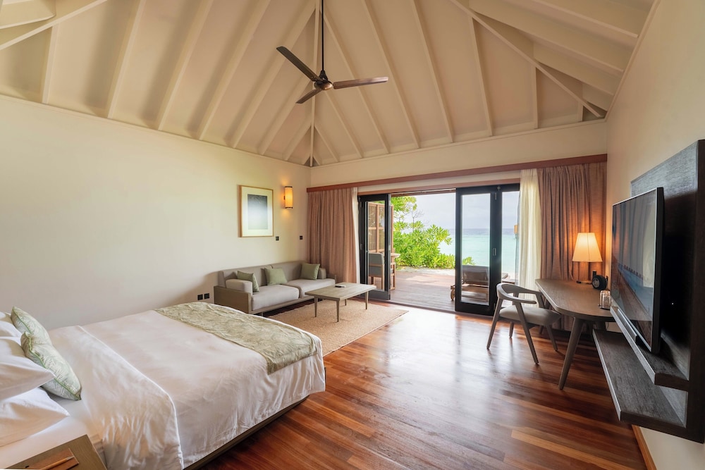 Sunset Jacuzzi Beach Villa - Photo 1