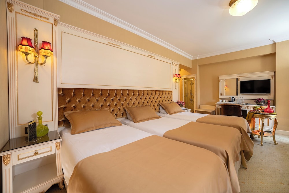 Superior Triple Room photo 1