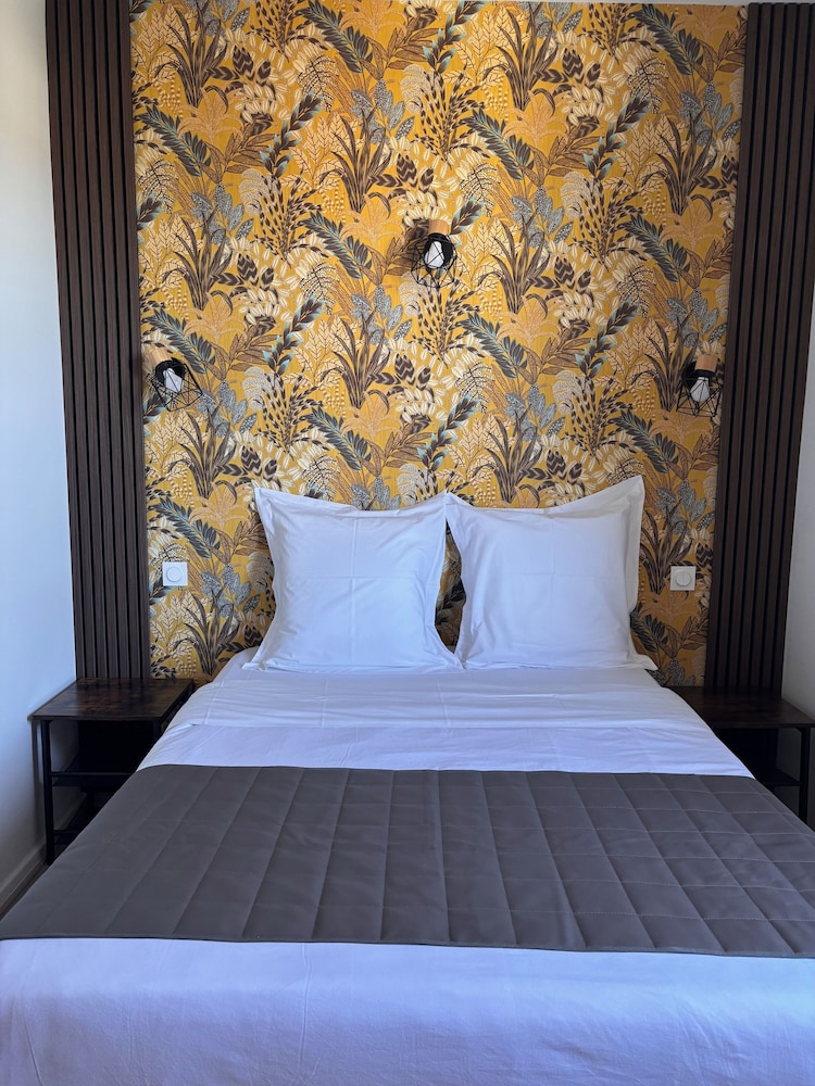 Standard Double Room (140 cm bed) - Photo 1