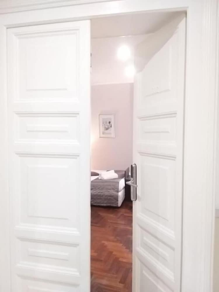 Classic Double Room photo 2