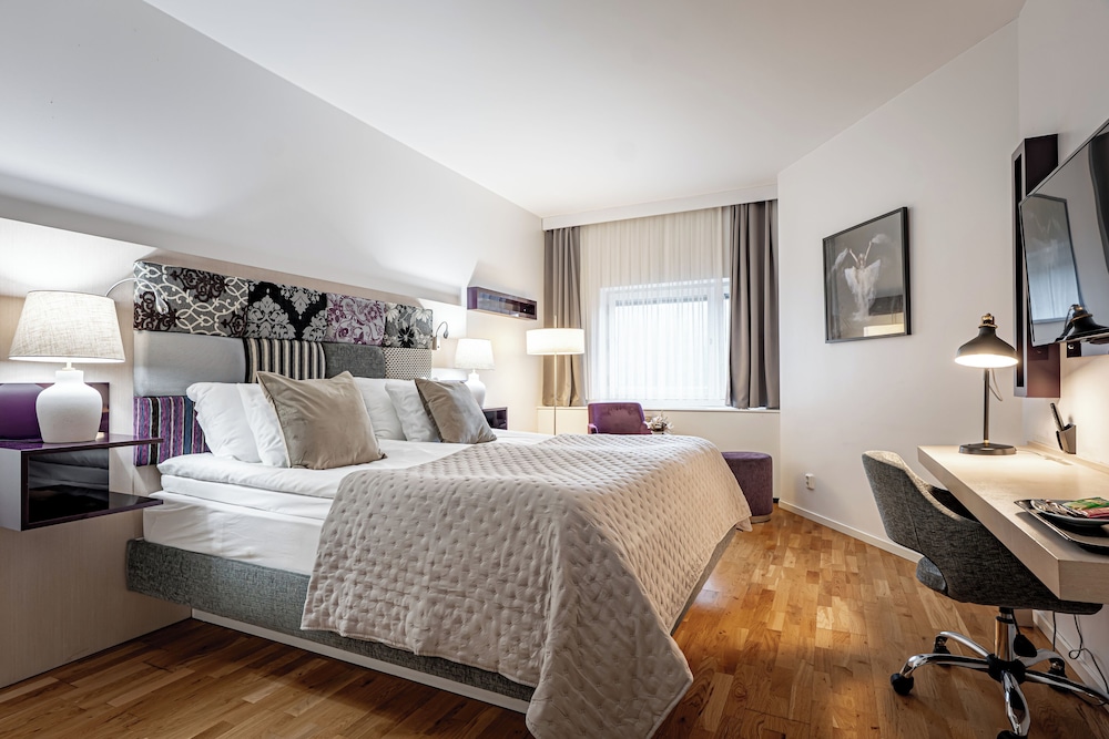Premium Double Room