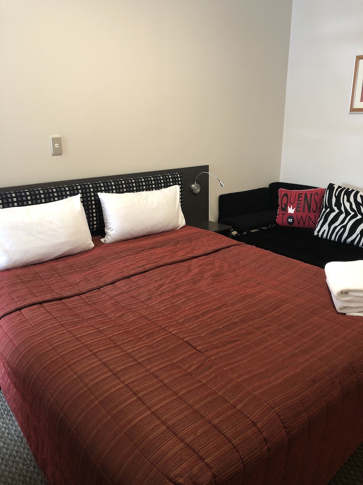 Basic Studio, 1 Double Bed photo 3