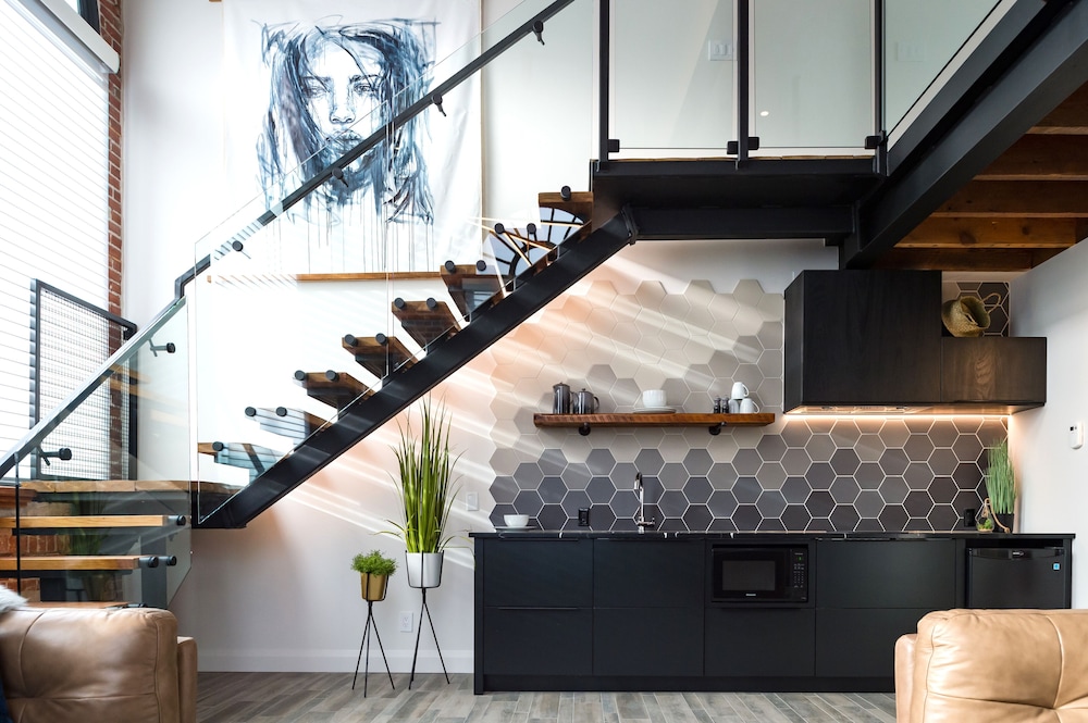 The Metro Suite