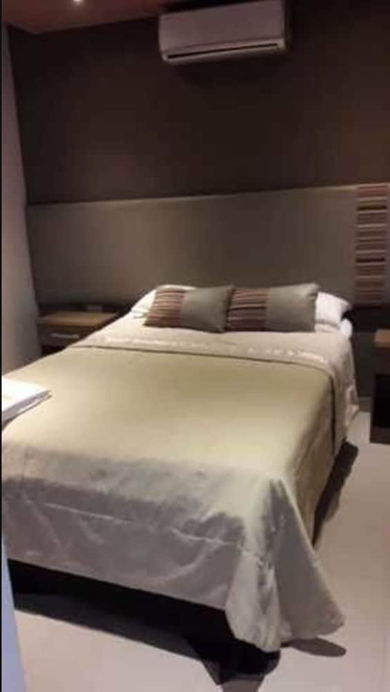 Executive Room, 1 Queen Bed, Non Smoking, Private Bathroom photo 2