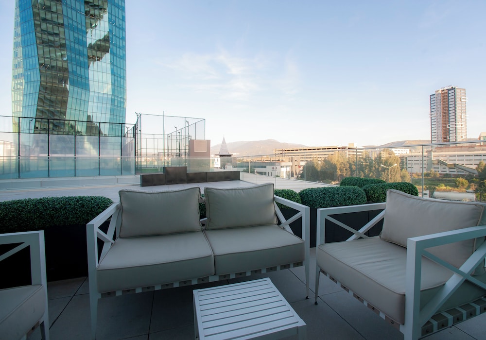 Loft, 2 Bedrooms, City View, Corner thumbnail 6