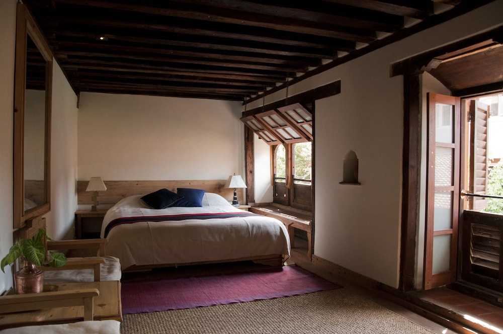Deluxe Double or Twin Room photo 2