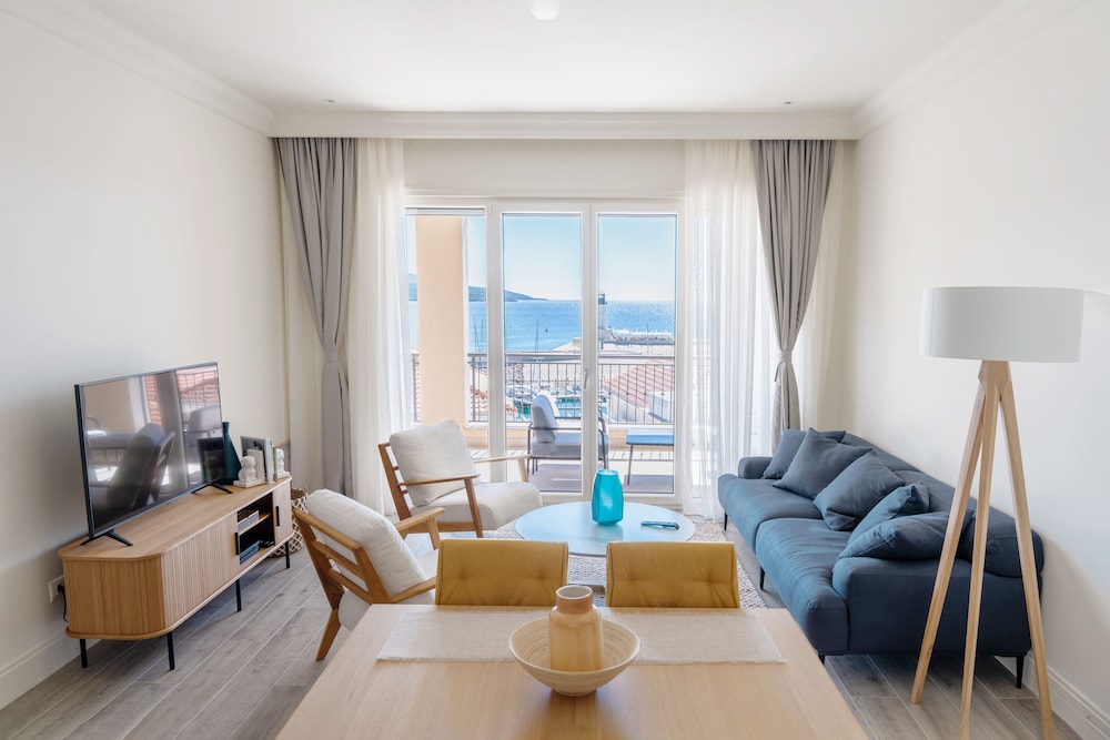 Luxury Two Bedroom Residence Sea View photo 1