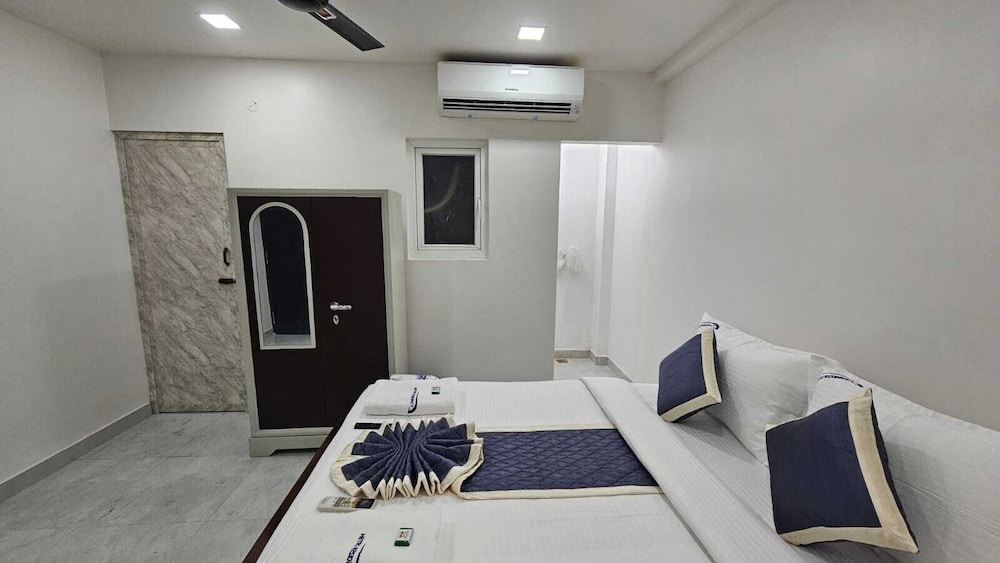 Executive Room, Courtyard View