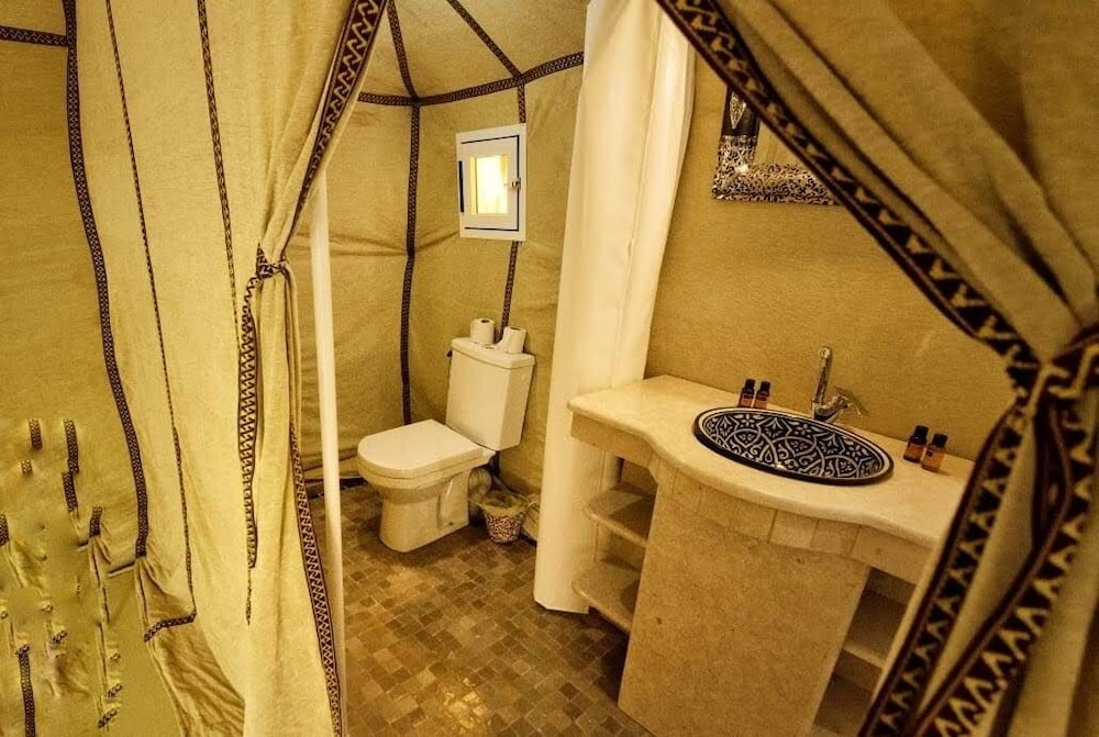 Luxury Tent photo 2