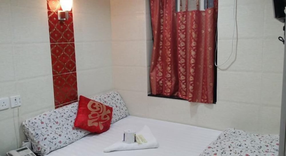 Basic Triple Room photo 3