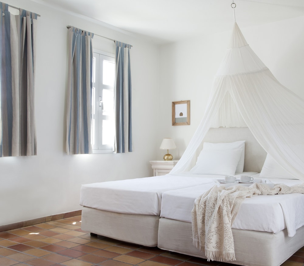 Superior Apartment, 1 Bedroom, Partial Sea View (Family)