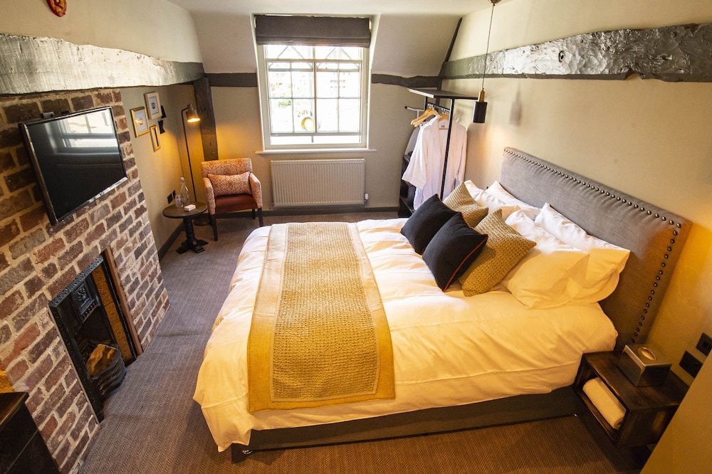 Double Room, Ensuite (Room 2) - Photo 2