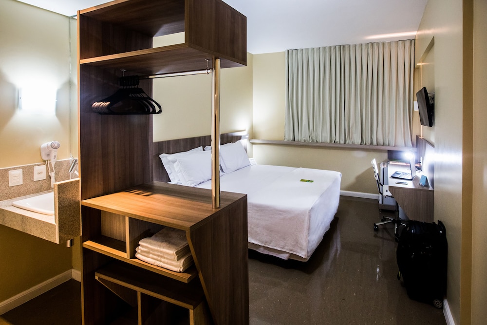 Standard Room photo 3