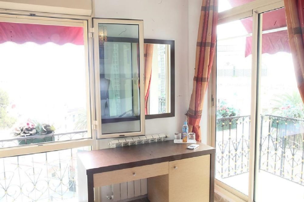 Standard Double or Twin Room photo 2