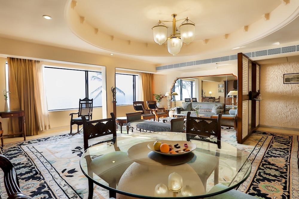 Luxury Suite, Ocean View, Beachside - Photo 12