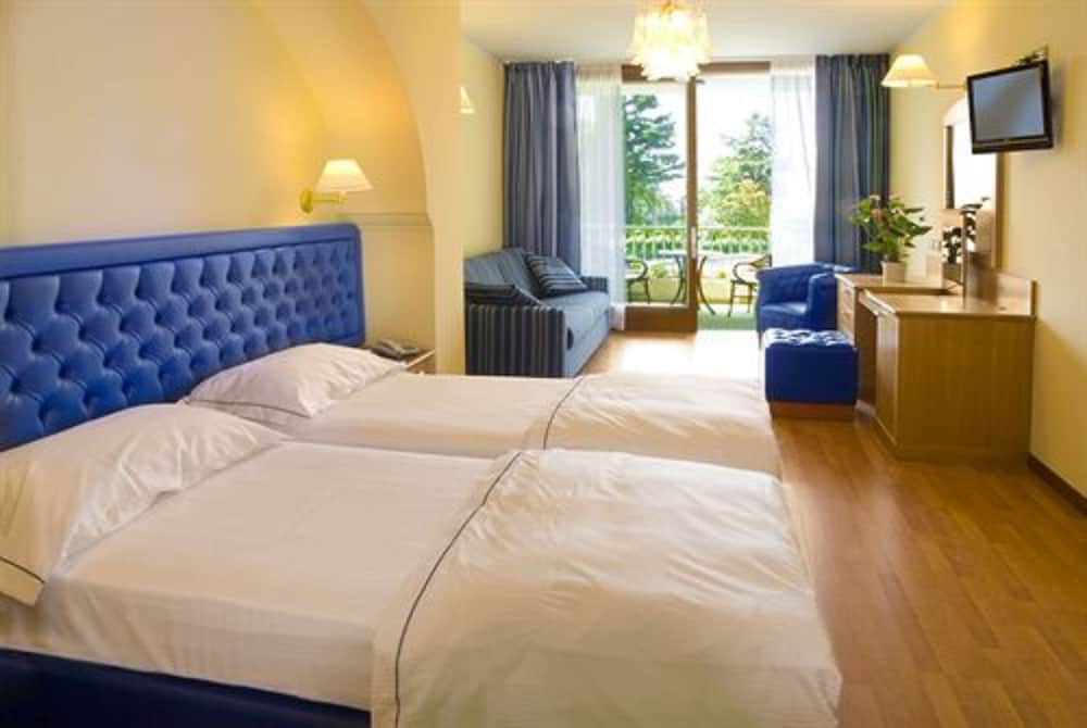 Superior Double Room, Lake View - Photo 2