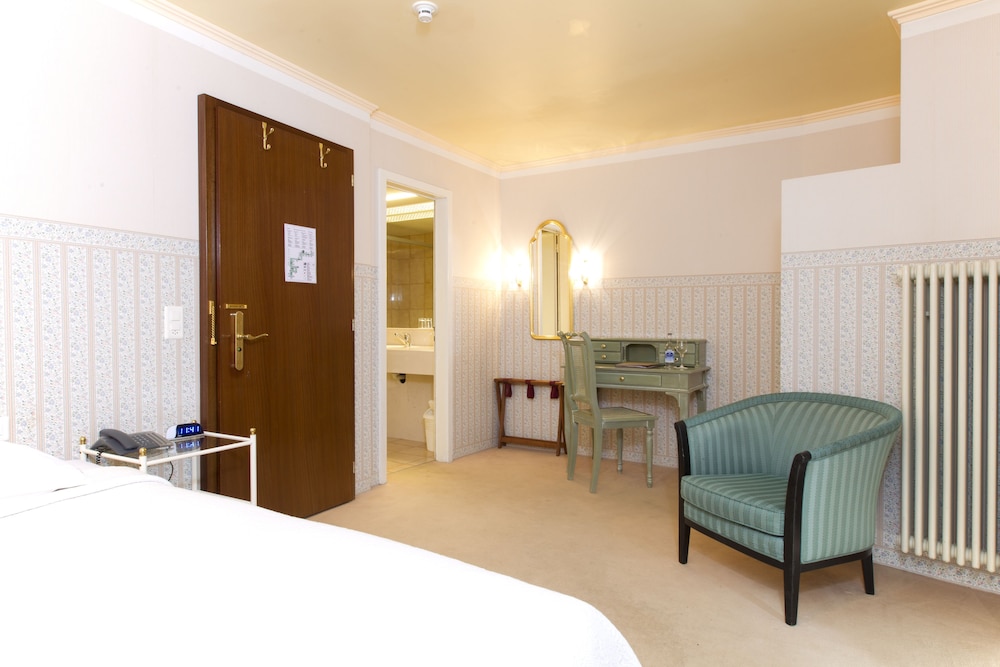 Classic Room (Jungfrau View)