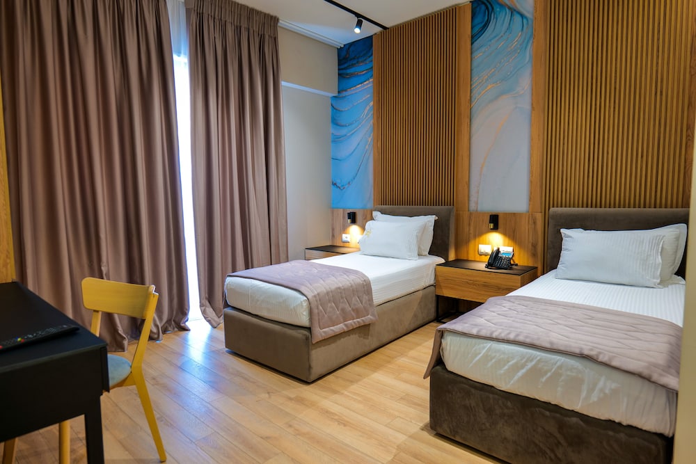 Deluxe Twin Room photo 1