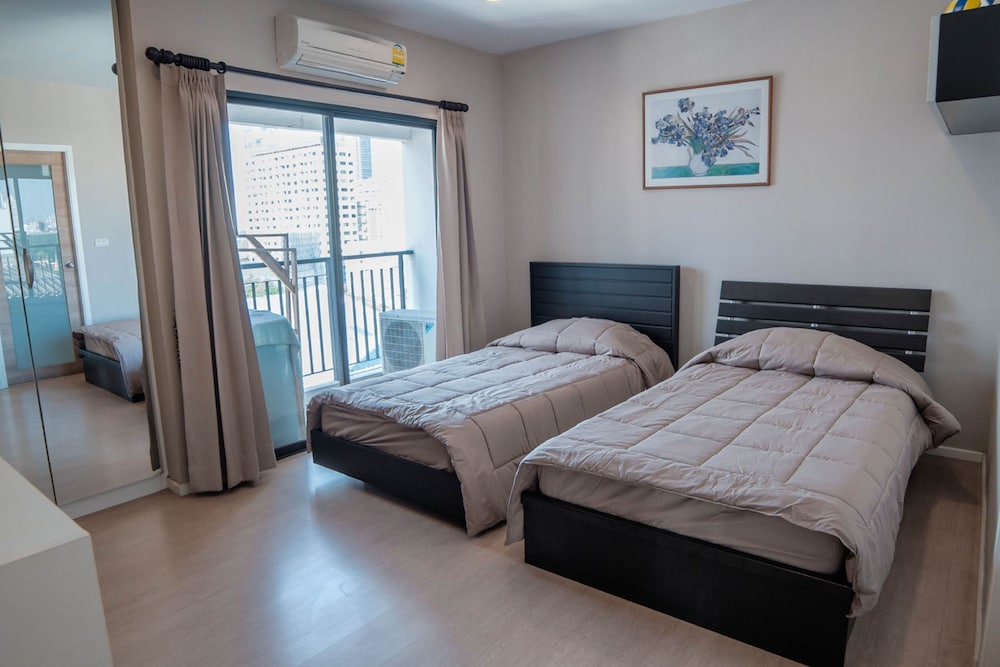 Deluxe Apartment photo 1