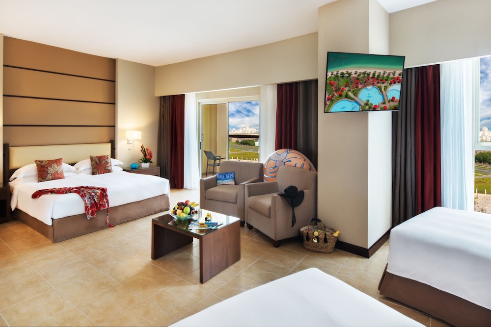 Family Room, Kitchenette (Sea View, Balcony)