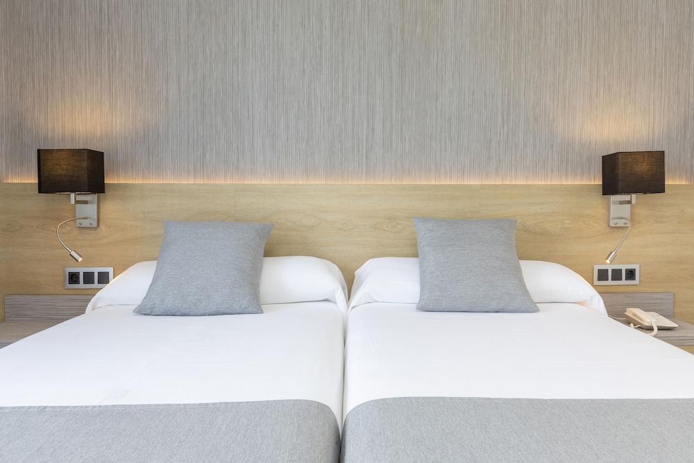 Twin Room, Terrace photo 2