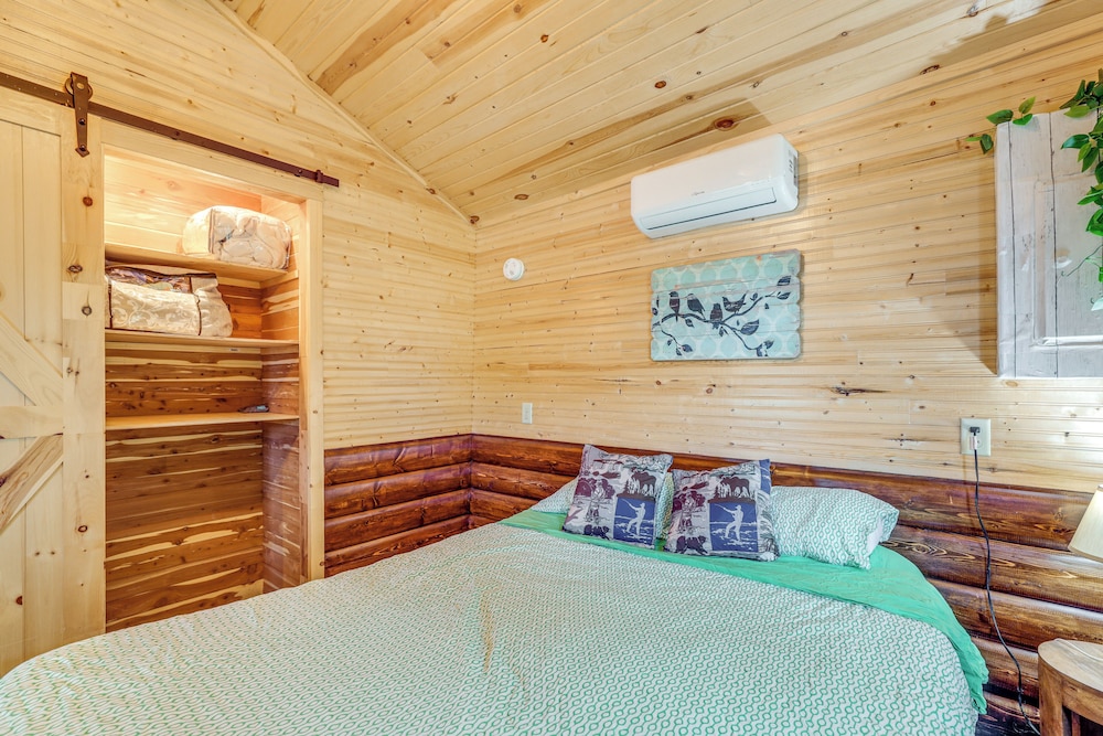 House (2 Bedrooms) photo 1