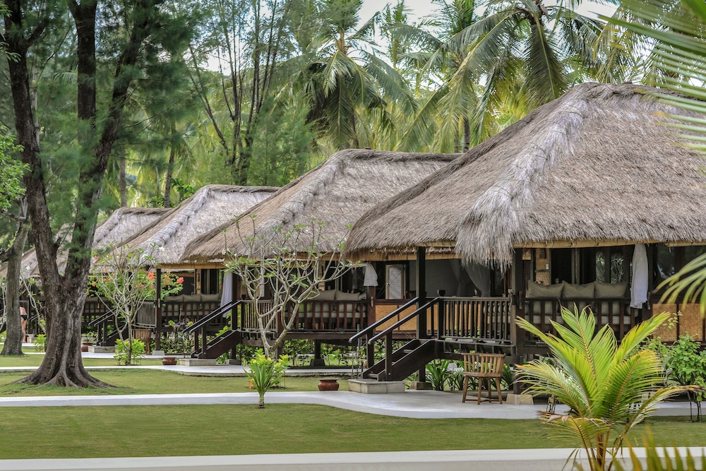 Palm View Bungalow photo 1