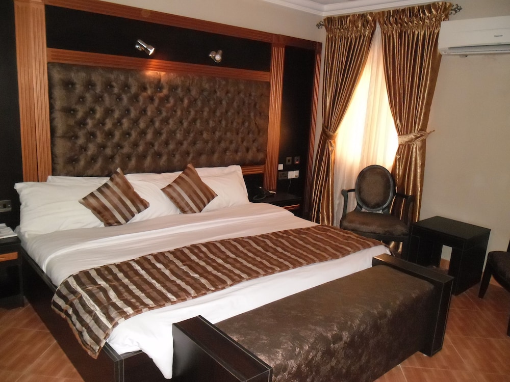 Presidential Suite