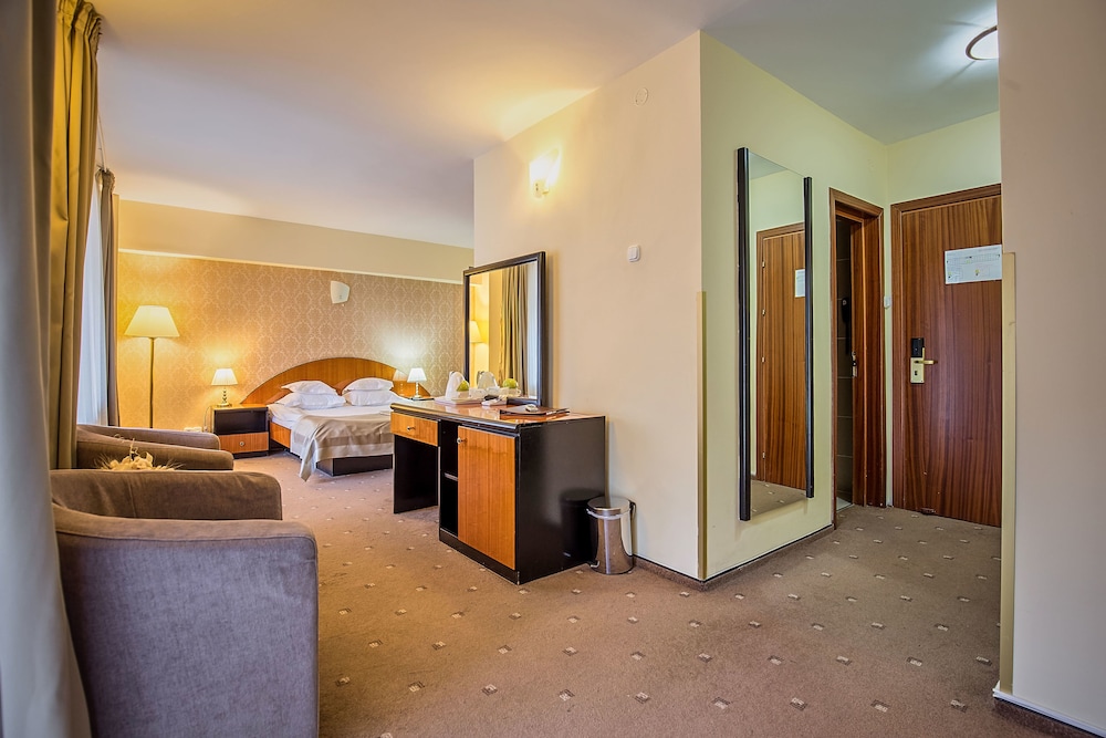 Basic Suite, 2 Bedrooms photo 3