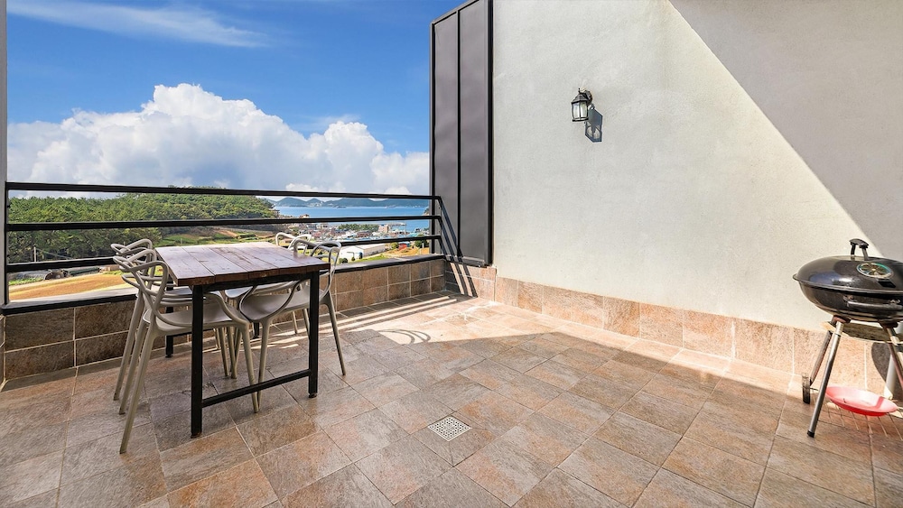 Basic Room, 1 Bedroom (104(OceanView,Spa,withpet)) - Photo 3