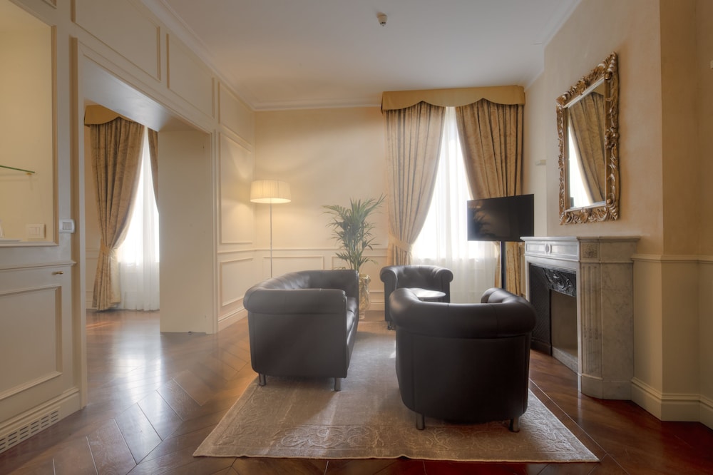 Superior Suite photo 3