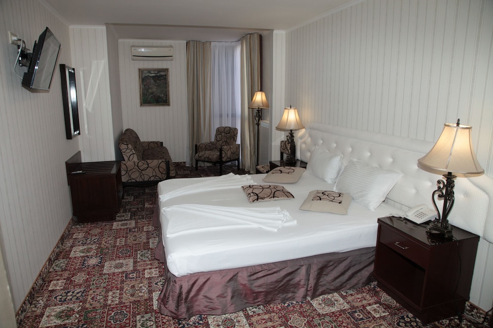 Triple Room photo 2