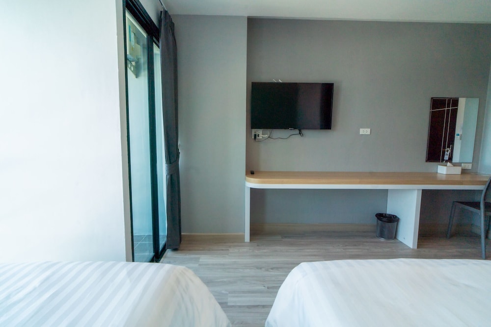 Superior Twin Room - Photo 6