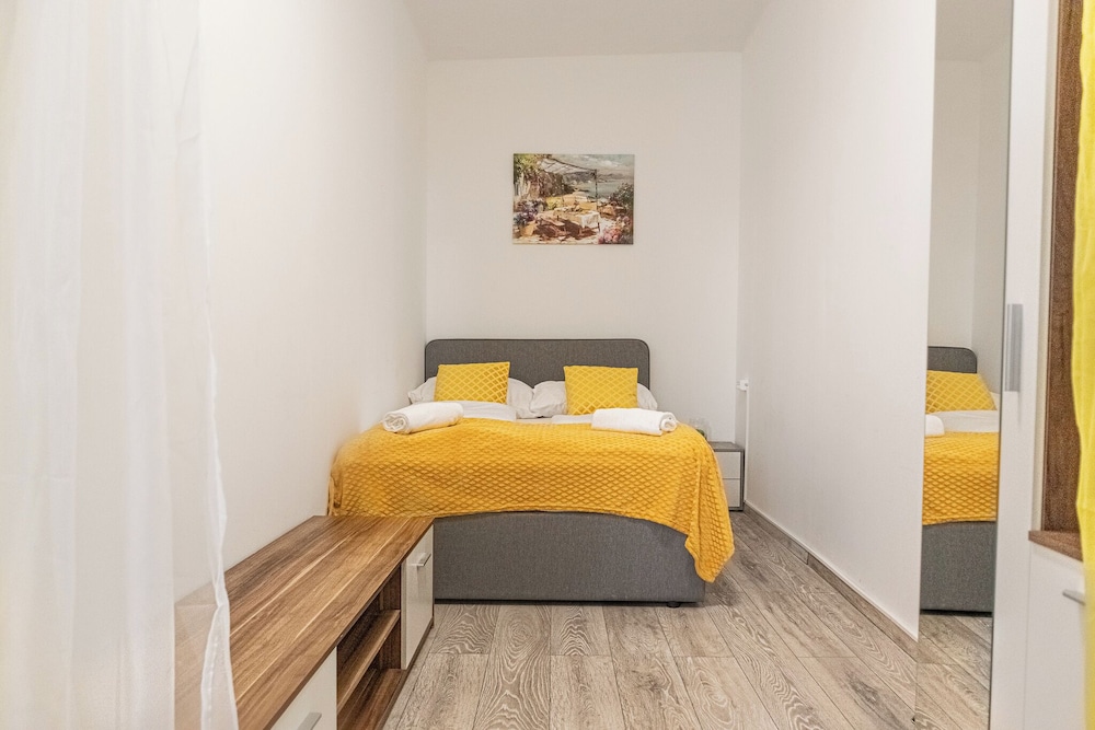 Basic Room