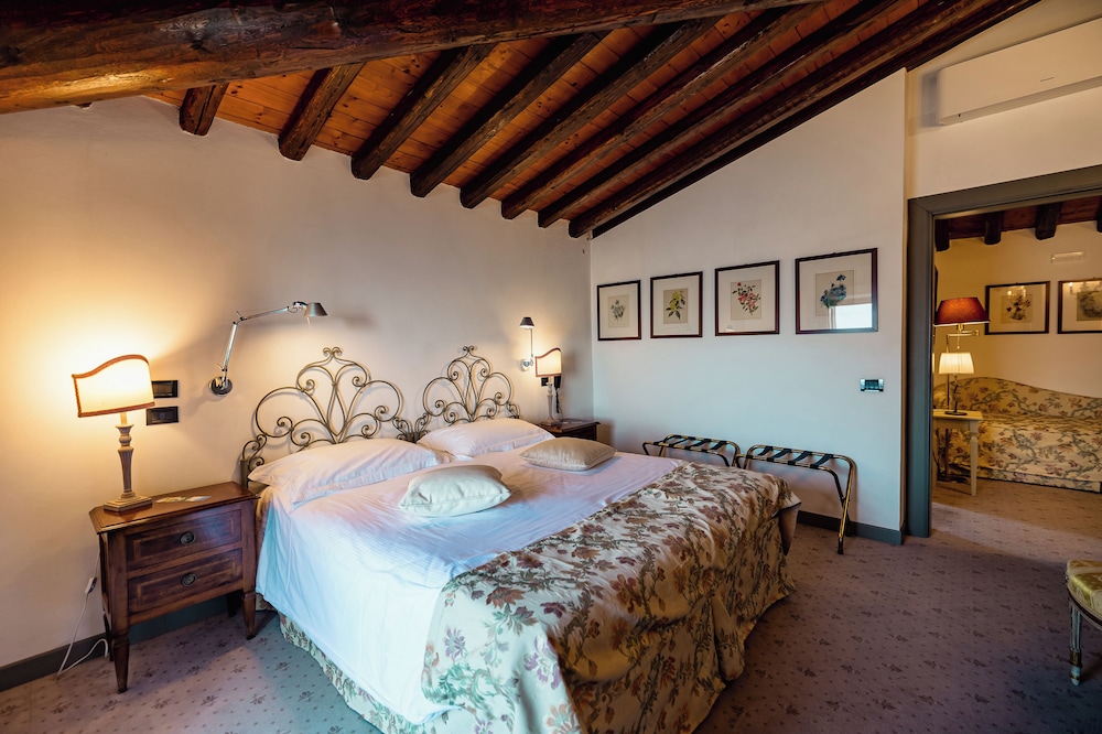 Junior Suite photo 1
