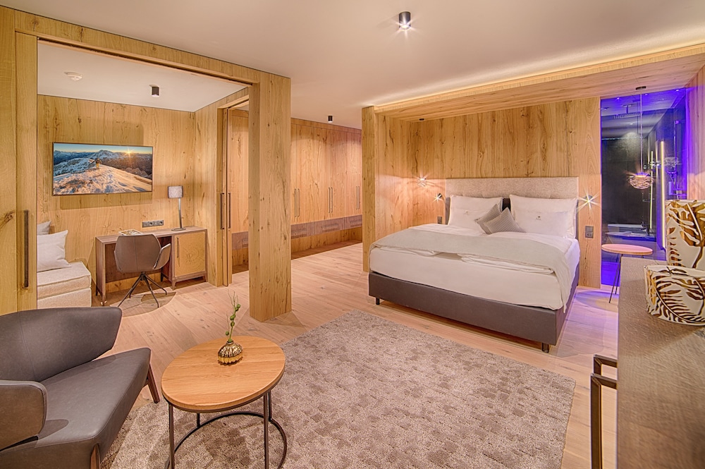 Executive Suite photo 1