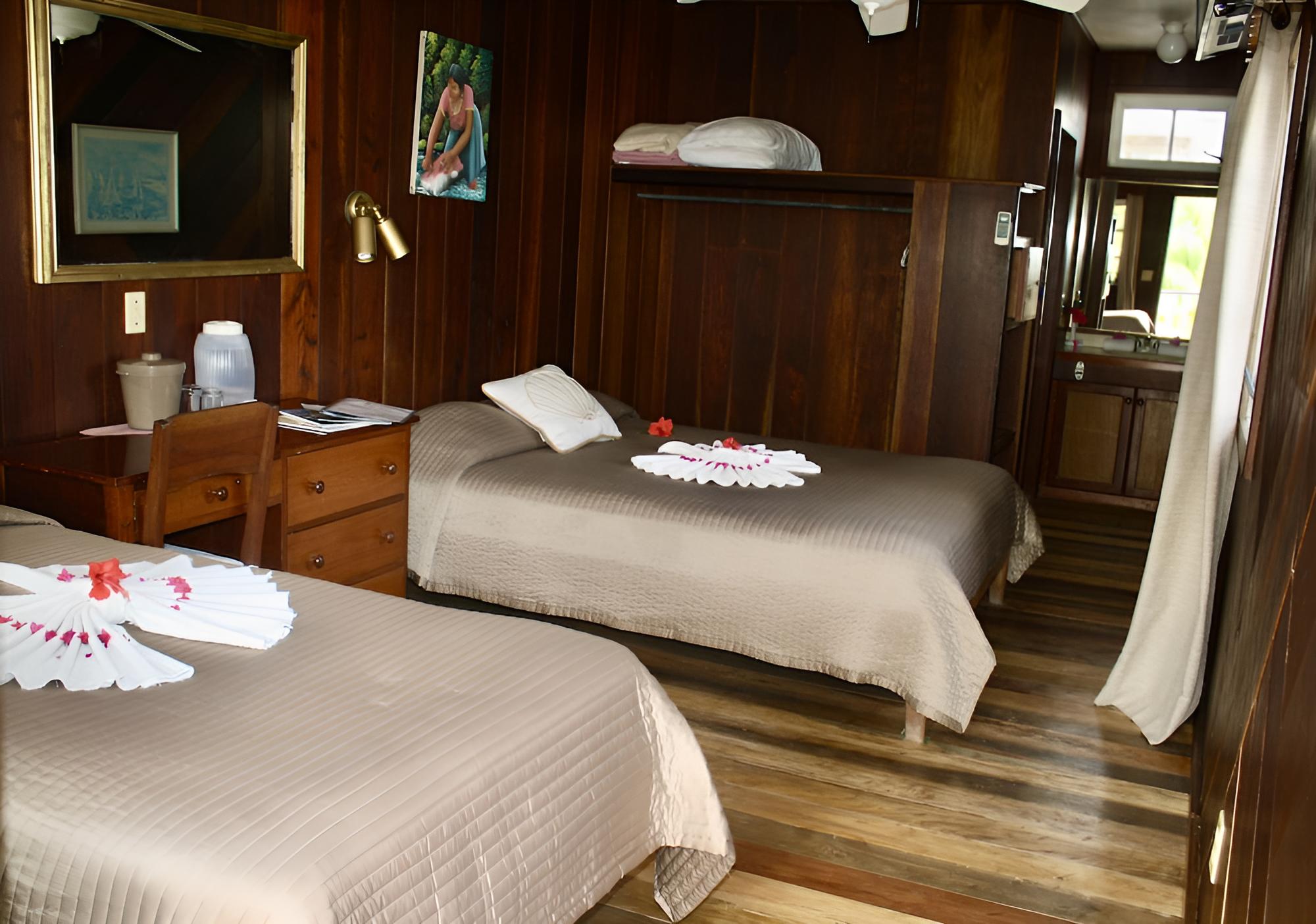 Standard Double Room, Beach View, Beachside (SPHR4) photo 2