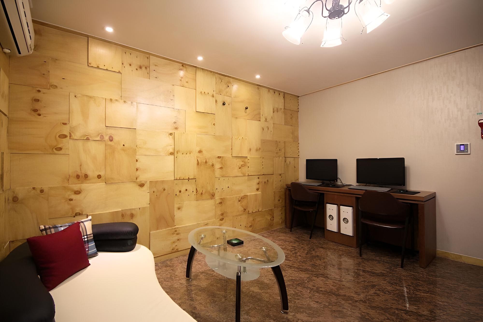 Room (Special Room) - Photo 2