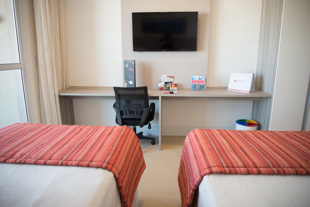 Superior Twin Room, 2 Twin Beds photo 2