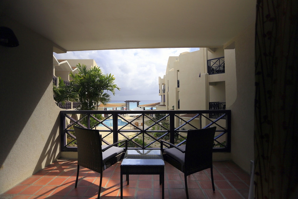 Standard Oceanside Room photo 3