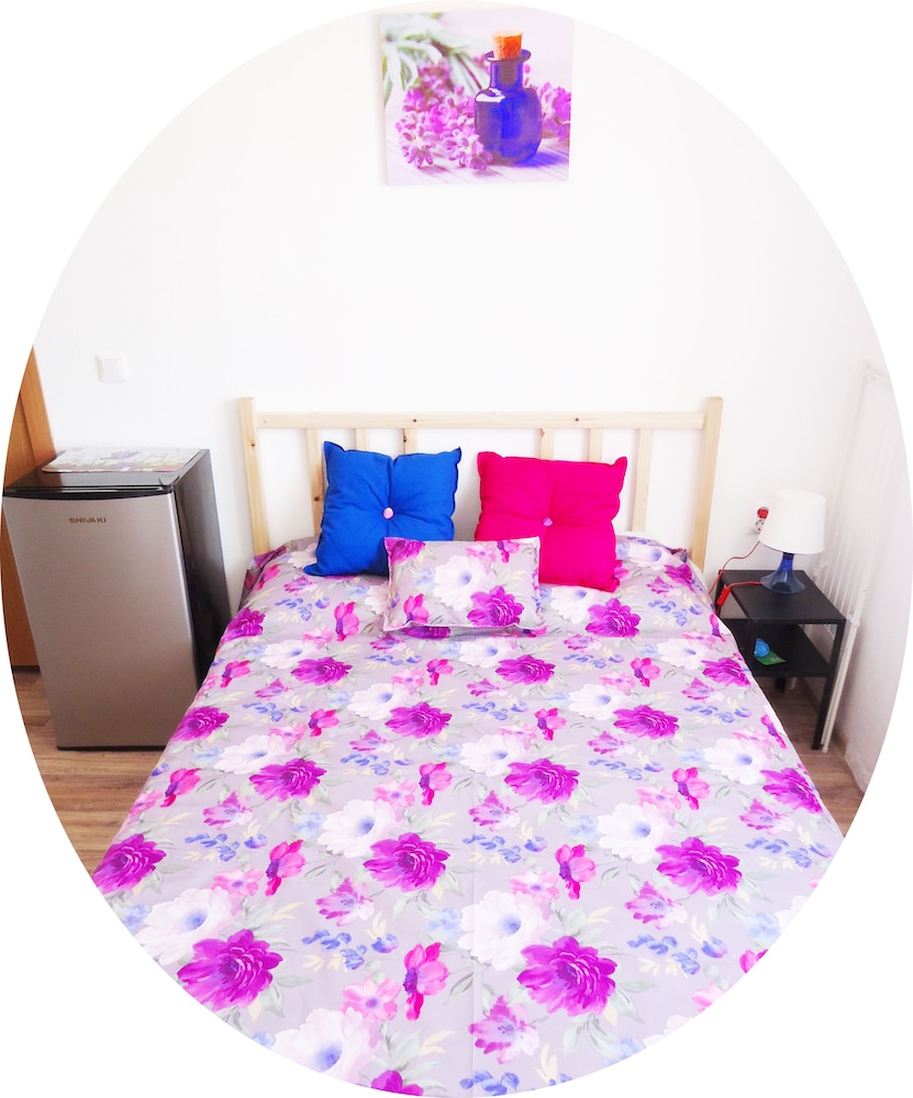 Studio, Ground Floor (Provence) photo 2