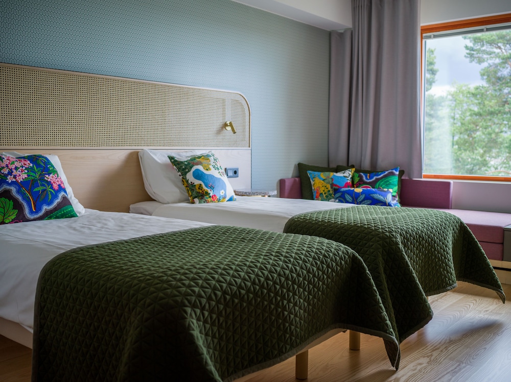 Twin Room (Accessible)