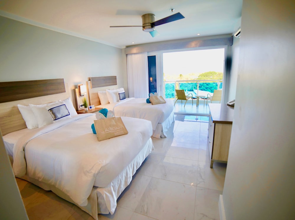 Grand Suite, 2 Bedrooms, Oceanfront photo 3