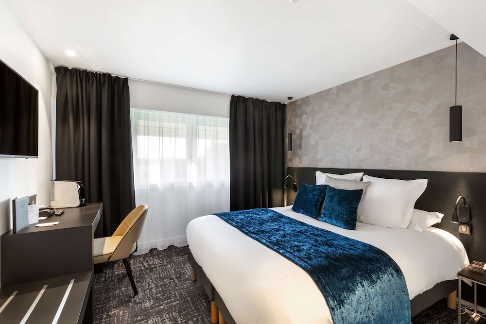 Comfort Room, 1 Queen Bed, Non Smoking (Twin bed on request) - Photo 6