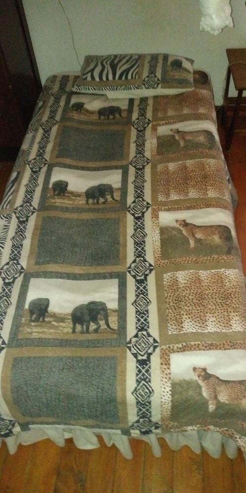 Elephant Lodge