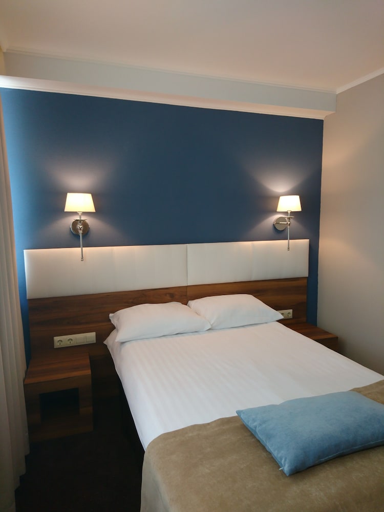 Standard Single Room, 1 Large Twin Bed photo 1